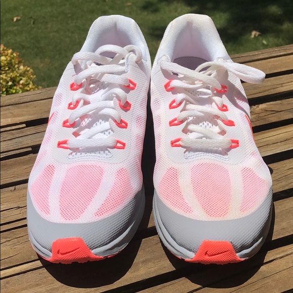 Women’s Nike Air Max Dynasty 2 Lava/Grey sz 7 - Picture 3 of 8